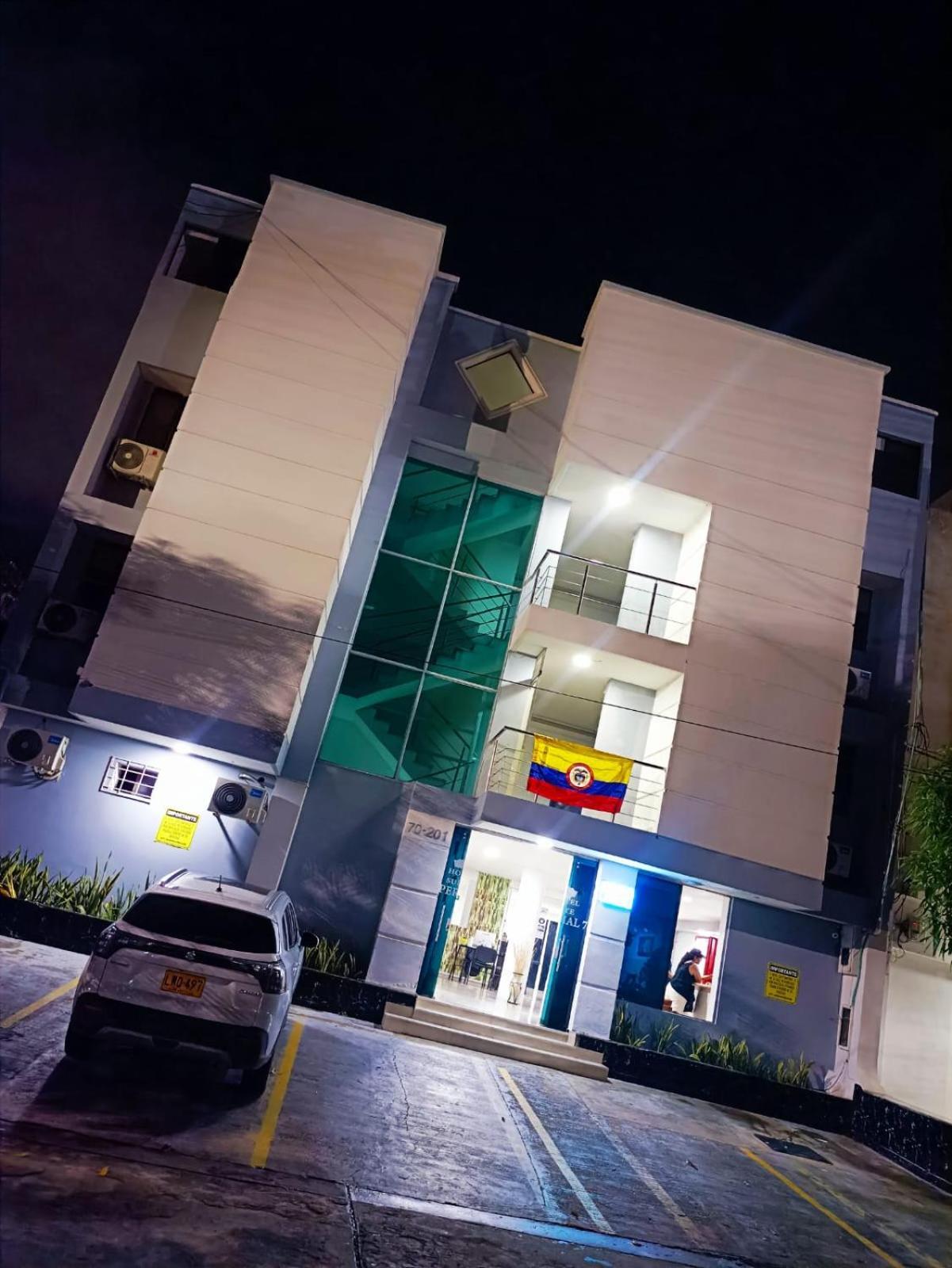 Hotel Suite Imperial 72 بارانكويلا المظهر الخارجي الصورة